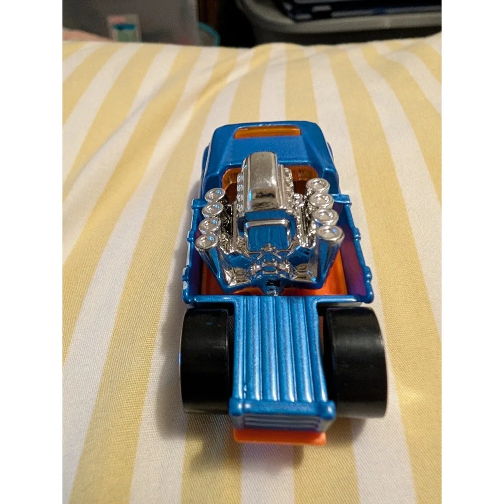 2016 Hot Wheels CRATE RACER 173/250 City Works Blue Diecast Bus 1:64 DHP24